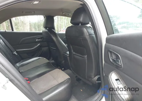 2015 Chevrolet Malibu 1Lt z USA, uszkodzony, nr VIN 1G11C5SL3FF103461